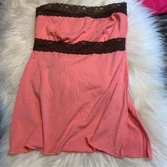 SALE!! Vintage Coral halter with side slit - Picture 5 of 11